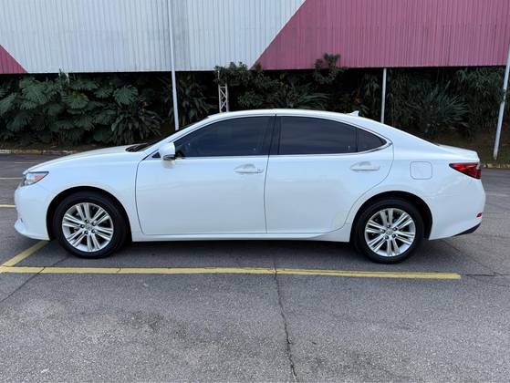 LEXUS ES 350 3.5 V6 GASOLINA 4P AUTOMÁTICO LEXUS ES 350 3.5 V6 GASOLINA 4P AUTOMÁTICO